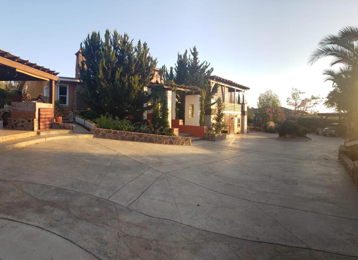 Tierra Mia Hacienda Ruta Del Vino Hotel Valle de Guadalupe Exterior photo